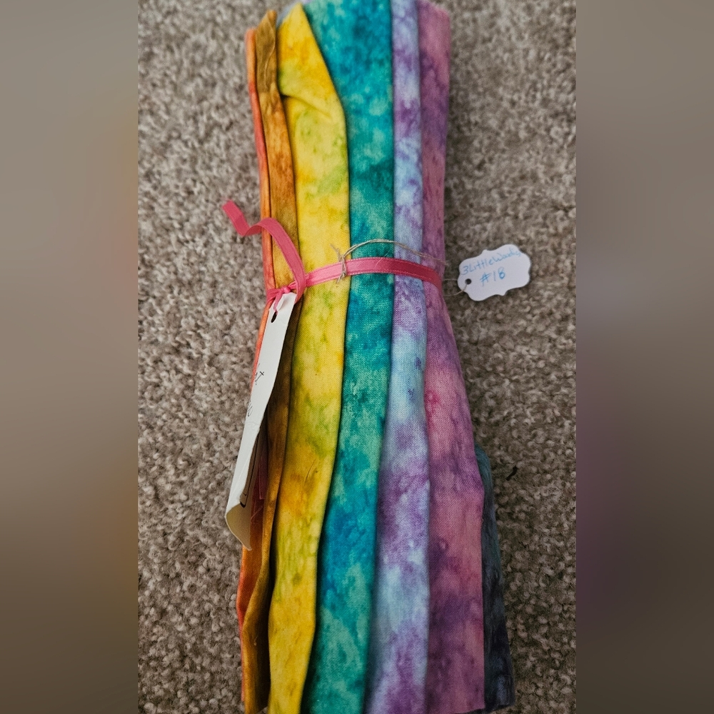 10 Fat Quarters Tie-dye Rainbow Fabric Roll